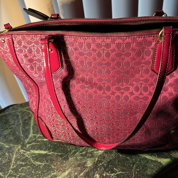 COPY - Coach hot pink signature tote part fabric part pattoned leather double h… - Picture 4 of 8